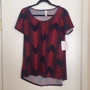 M LuLaRoe Classic Tee